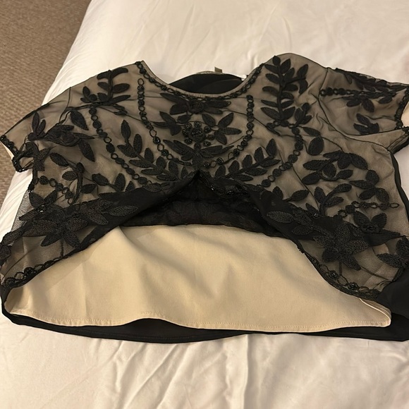 NWOT Lovers + Friends Katrina Crop Top (S) - Picture 7 of 13